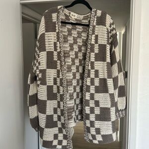 Oversized Checkered Cardigan